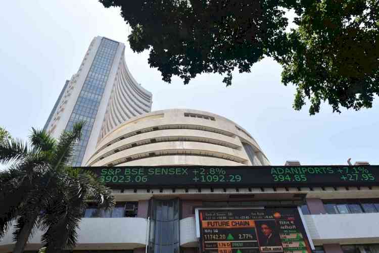 Cost of War: Equities, rupee plunge as FIIs pump out over Rs 6K cr (Roundup)