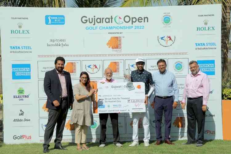Karandeep Kochhar lifts Gujarat Open Golf trophy