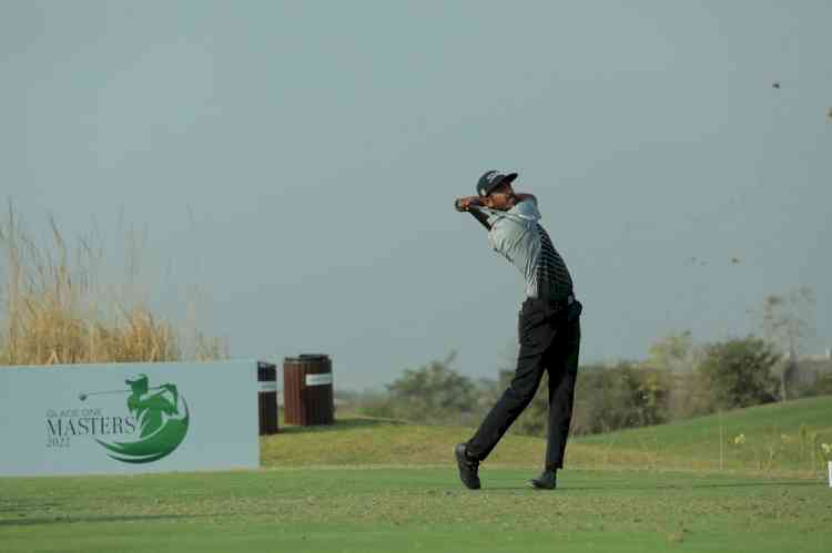 Glade One Masters 2022: Rookie Gill sets the pace in round one
