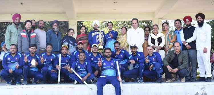 Non-Teaching XI Wins fourth consecutive Friendly Cricket Match in Lyallpur Khalsa College