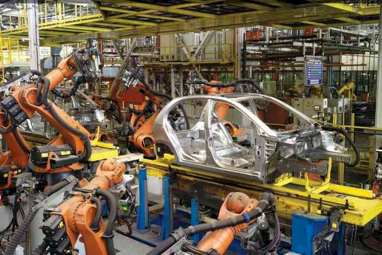 Top automakers halt production in Russia amid Ukrainian invasion