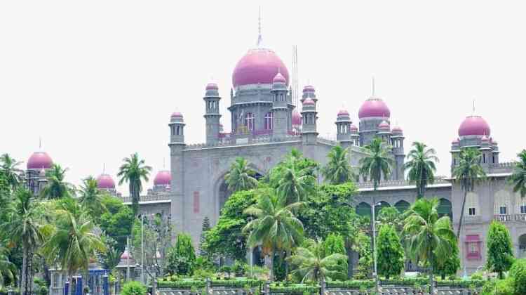 Telangana HC slaps Rs 10 lakh cost on filmmaker seeking stay on 'Jhund'