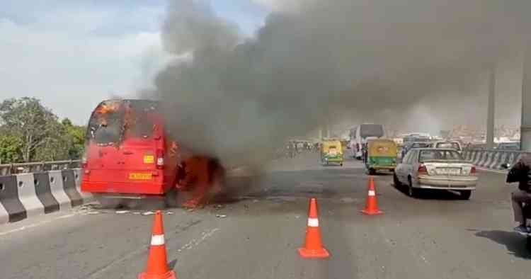 Mobile ATM catches fire on Delhi-Jaipur expressway