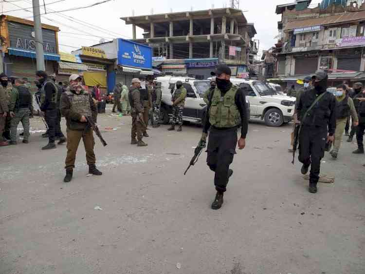 One killed, 34 injured in Srinagar grenade attack