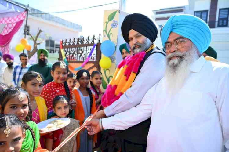 Kular inaugurated cultural festival at Government Primary Smart School at Village Kular