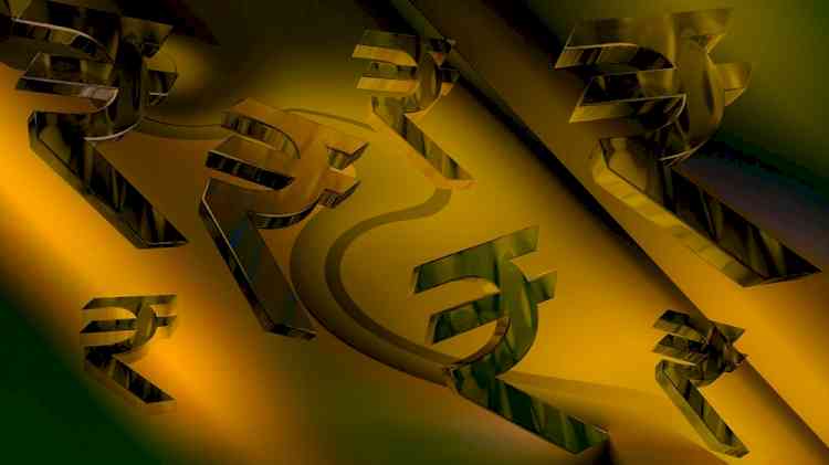 Inflationary fears: Rupee hits record low at 77 to USD