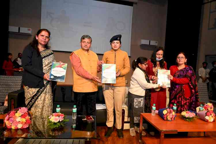 Women Achievers honoured at Nauni