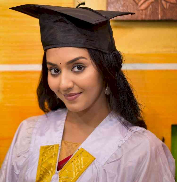 Actress Vidya Pradeep gets doctorate in Stem Cell Biology; To head to US for job