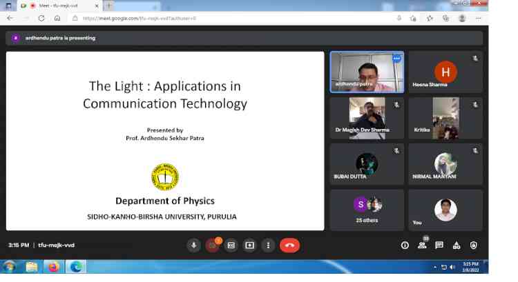 Spl seminar on topic “The Light: Applications in Communication Technology” 