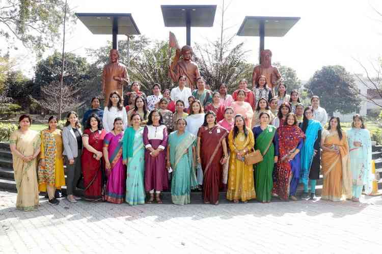 HMV organised Alumnae Meet: Golden Memories 2022