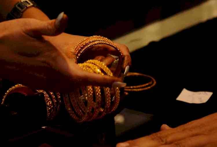 Gold jewellery retailers' revenue seen rising 12-15% next fiscal: Crisil