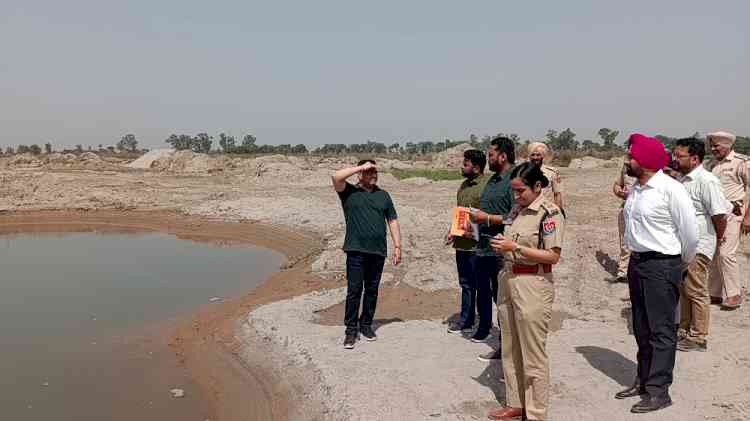 DC and SSP inspect de-silting sites