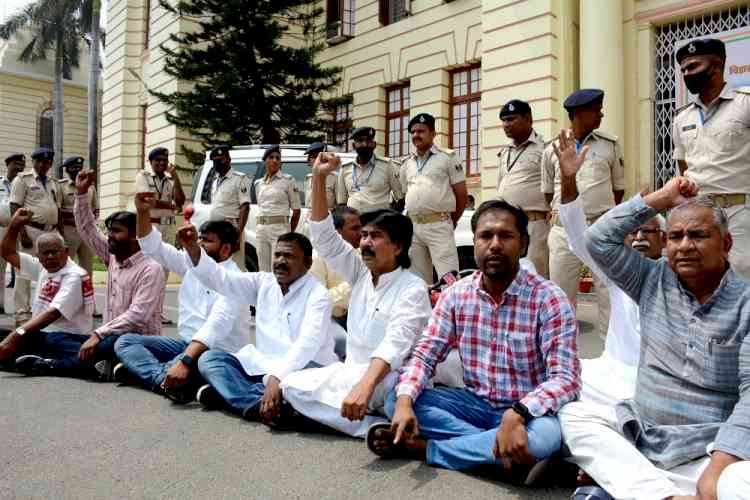 CPI-ML MLA's health deteriorates during protest outside Bihar assembly