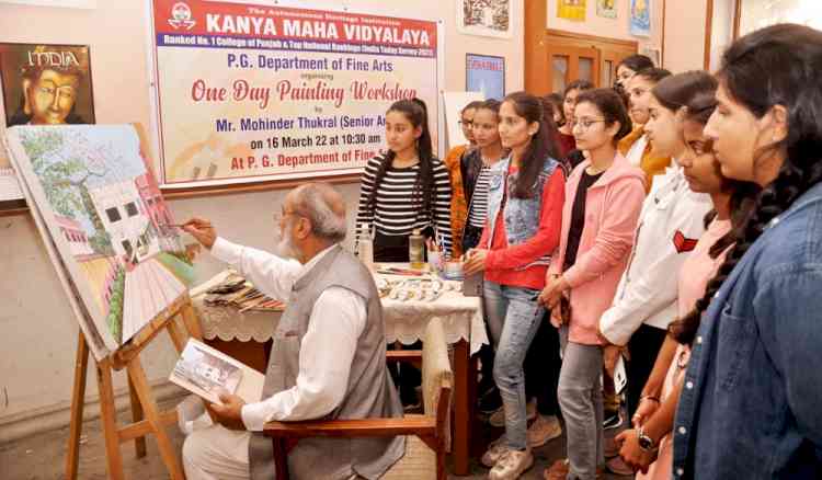 KMV organises workshop on oil painting
