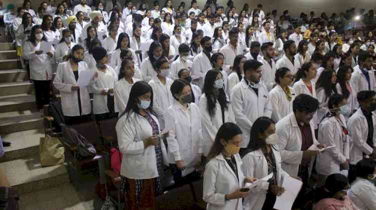 Formal welcome of incoming batch of BDS students in illustrious White Coat Ceremony