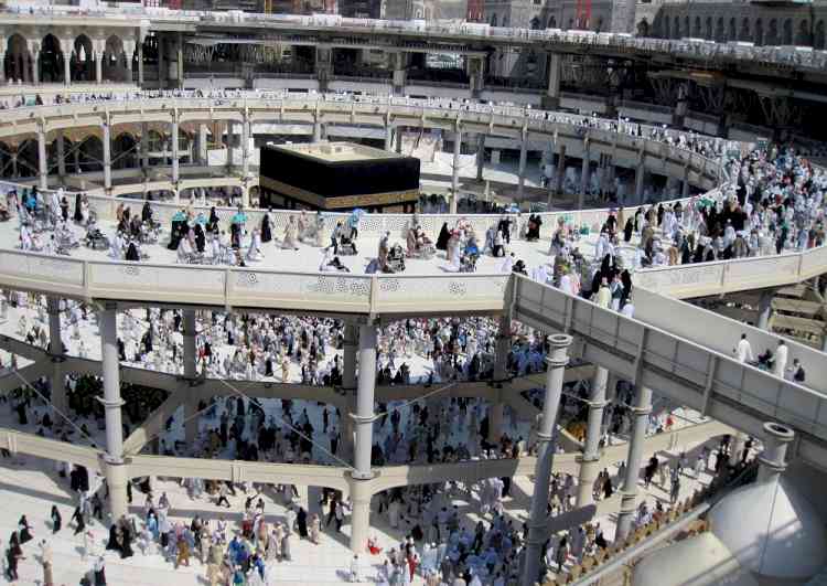 Saudi Arabia uses mobile app to facilitate pilgrimage during Ramzan