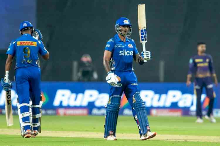 IPL 2022: Suryakumar's fifty leads Mumbai Indians to 161/4 against KKR