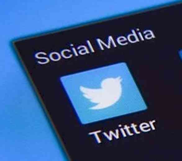 Twitter 'tampering' with public record by wiping embedded deleted tweets