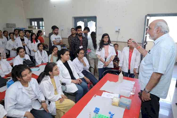 Workshop on DNA Science held at Doaba College