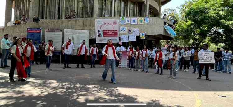 Nukkad Natak on importance of healthy diet 