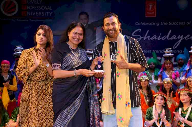 Bollywood’s celebrated Choreographer turned Singer Terence Lewis entranced LPU Students