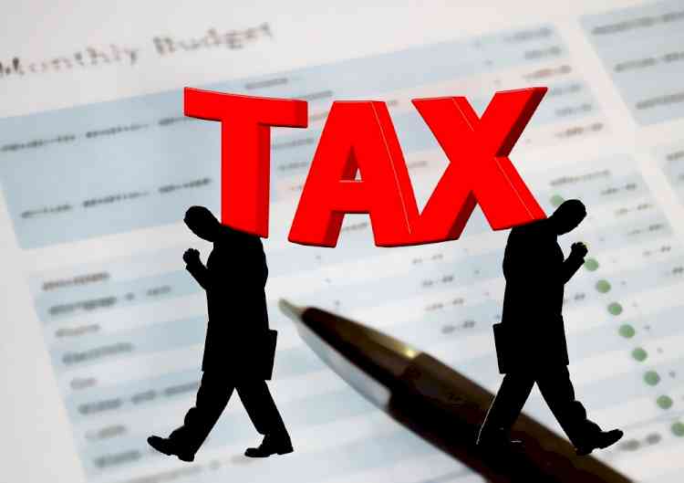 FY22 tax collection exceeds budgetary estimate, rises to over Rs 27 lakh cr