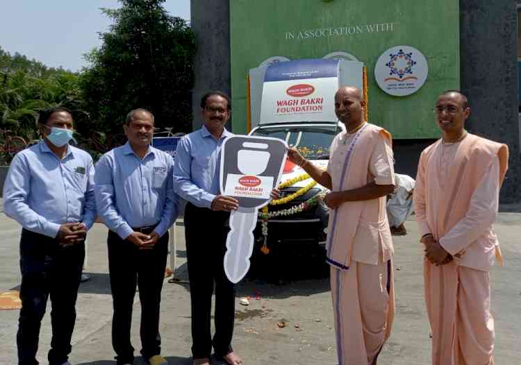 Wagh Bakri Foundation donates delivery vehicle to Akshaya Patra, reiterates support towards feeding 80,000 children  
