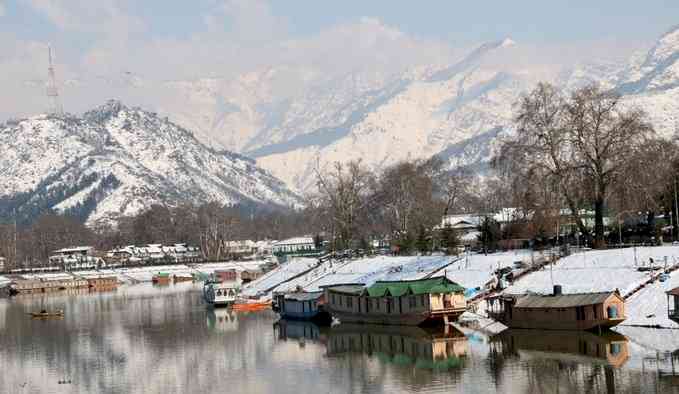 80L tourists visited Kashmir in past few months: Manoj Sinha