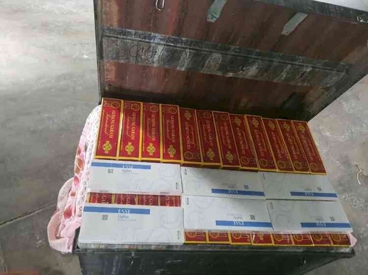 Customs seizes cigarettes valued at Rs 17 lakh