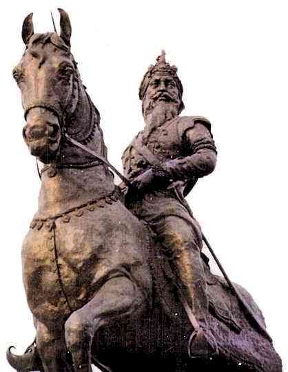 Maharaja Ranjit Singh's statue in Lahore restored to golden shine