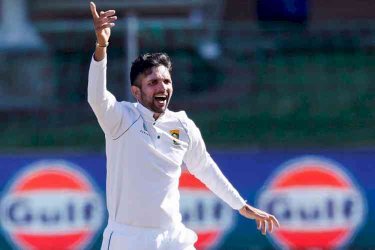 Seven-star Maharaj helps South Africa sweep series with a 332-run win over Bangladesh
