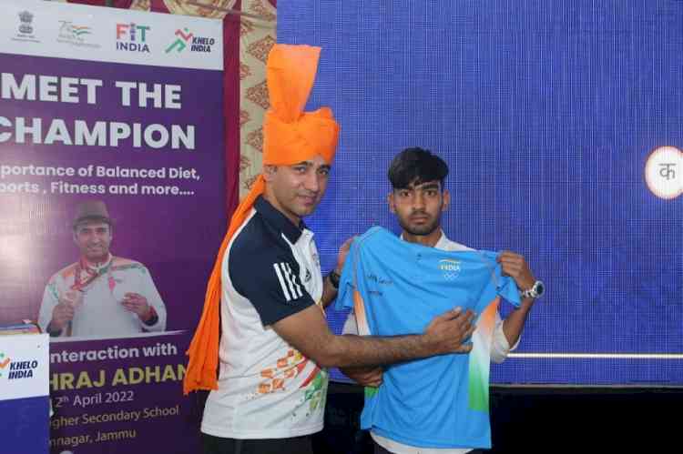 Paralympics double-medallist Singhraj takes 'Meet The Champions' campaign to J&K