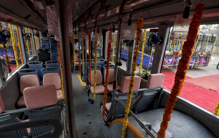 80 new AC buses added to Delhi's fleet