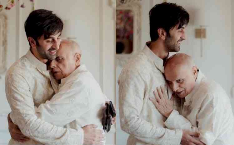 Ranbir-Alia wedding: New pics show Mahesh Bhatt hugging Ranbir Kapoor