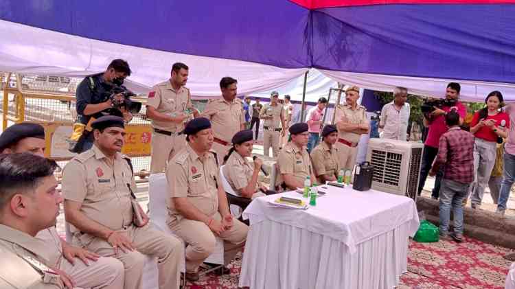 Jahangirpuri violence: Delhi Police holds peace meets