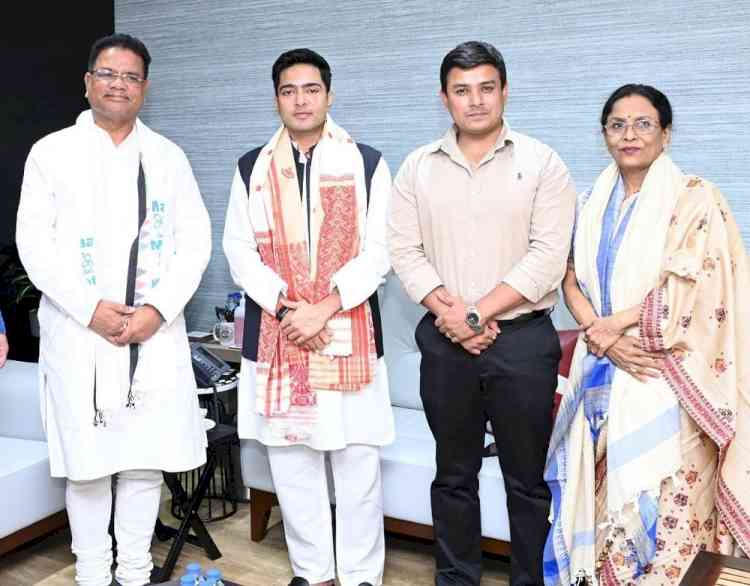 Congress' veteran Assam leader Ripun Bora joins Trinamool