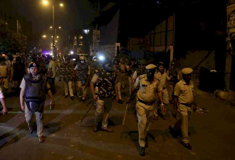 Jahangirpuri violence: Even women were carrying stones, says injured cop