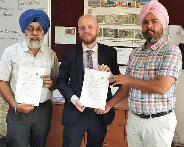 IKGPTU signed MoU with Huddersfield University UK