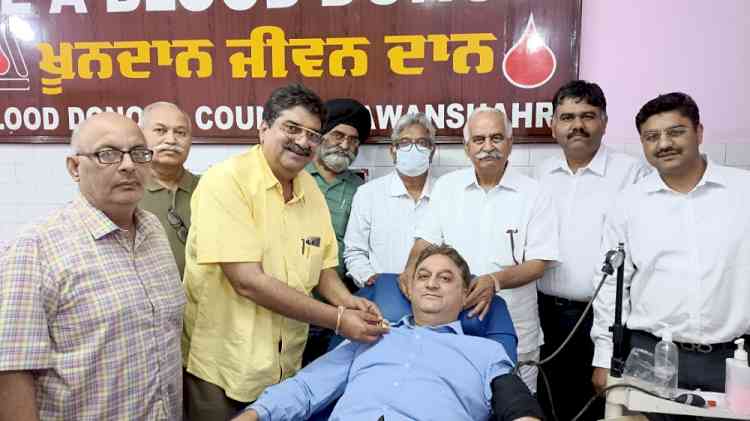 Nawanshahr DC exhorts youth to give ‘gift of life’ by donating blood