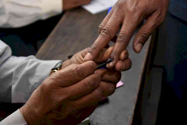 53% voter turnout in Guwahati civic elections (Ld)