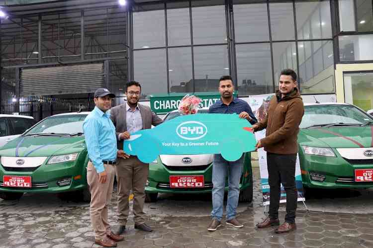 BYD - CIMEX Signs single largest electric vehicle fleet order of e6 in South Asia