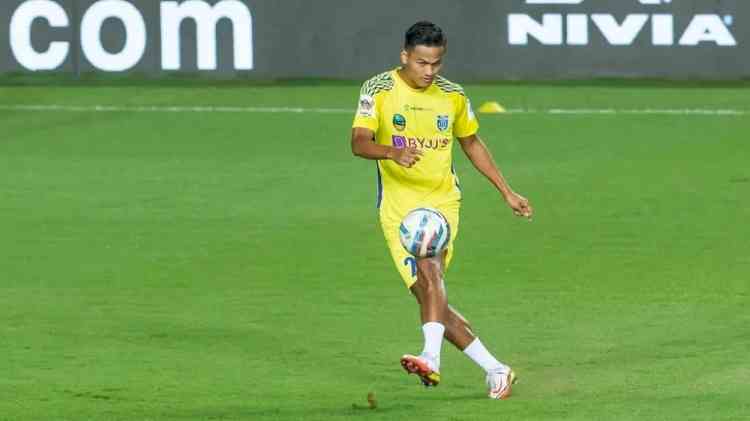 Kerala Blasters extend midfielder Jeakson Singh's contract till 2025