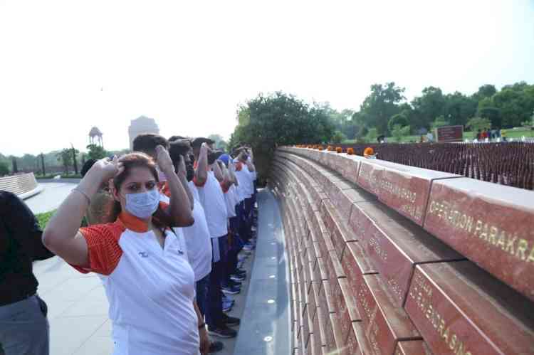 Indian Deaflympians pay tribute to Kargil, Galwan Valley martyrs at National War Memorial