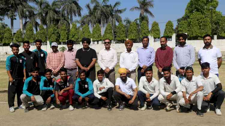 दोआबा कॉलेज में डीसीजे क्रिकेट चैंपियनशिप आयोजित 