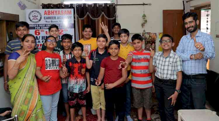 Shivansh from Abhyasam Career Academy clears AISSEE