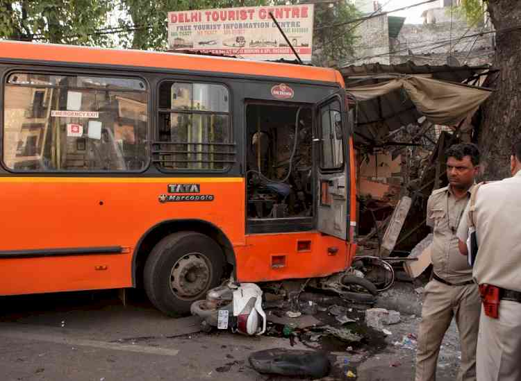 DTC bus rams into shops in Jangpura, 6 severely injured