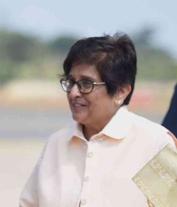 Engage with people, Kiran Bedi tells bureaucrats