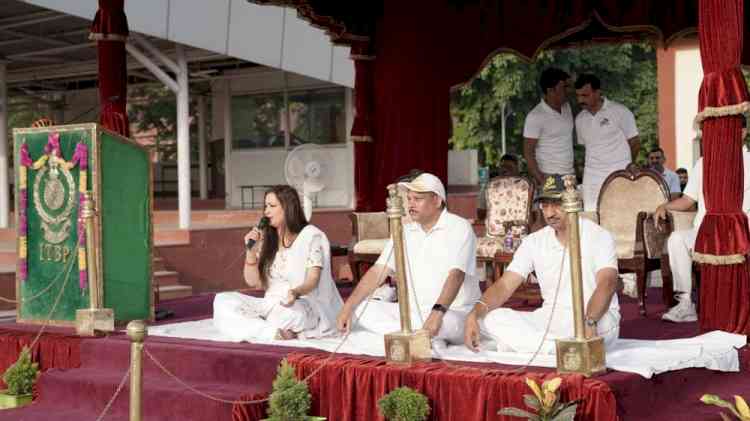 Author and Life Coach Prriya Kaur conducts motivational session for ITBP men