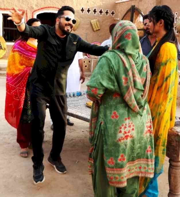 Mika Singh chooses place close to his ancestral village to shoot his music video