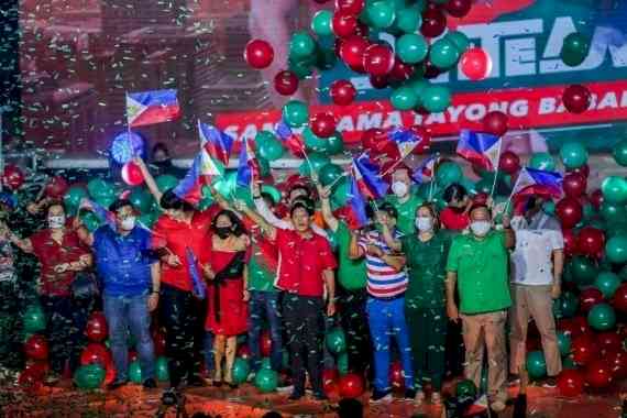 Philippine presidential candidates wrap up campaign